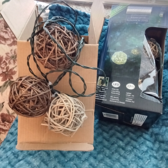 Solar patio lights - Picture 2 of 3